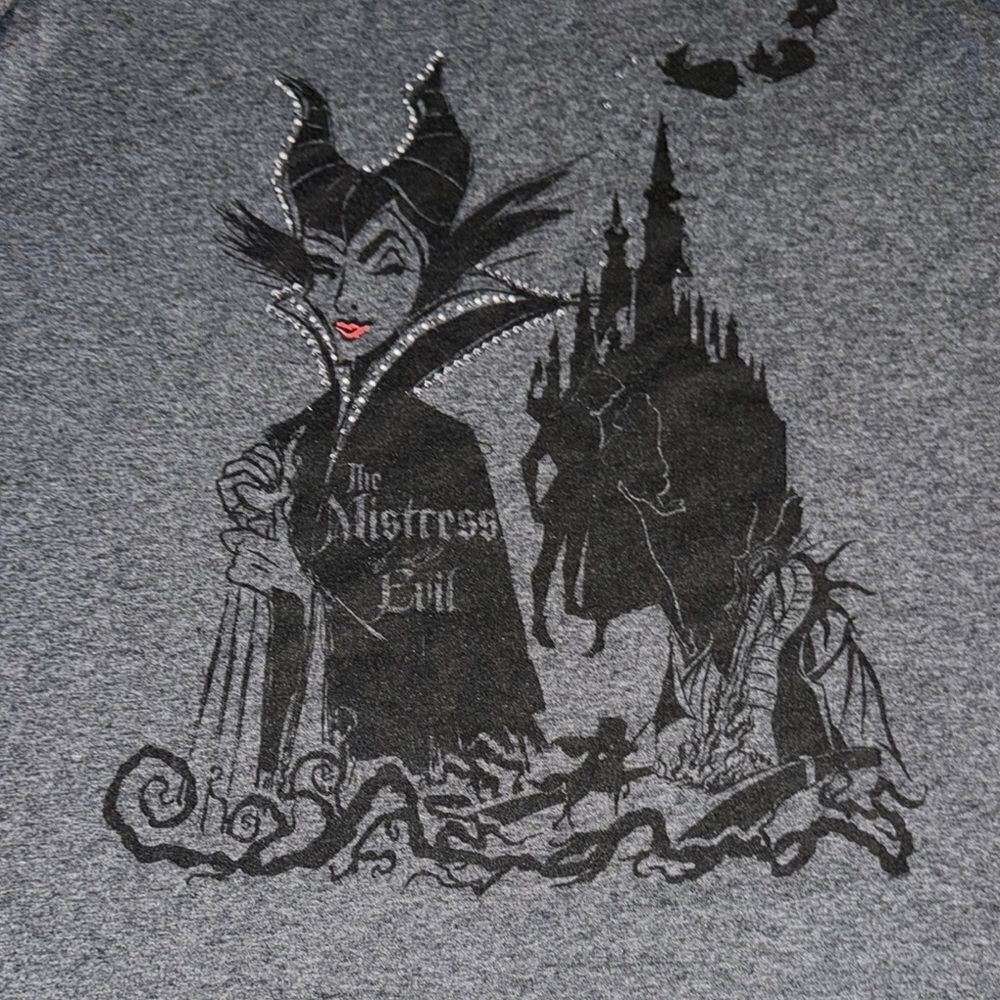 Disney Gray 'The Mistress of Evil' Graphic Tee